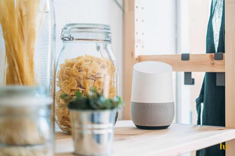 Zrównoważony ogród bez wysiłku – jak roboty Sveaverken wspierają ekologię